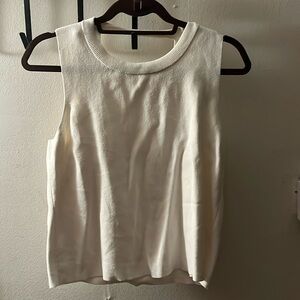 White sleeveless cotton top